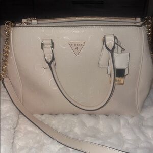 New Guess bag